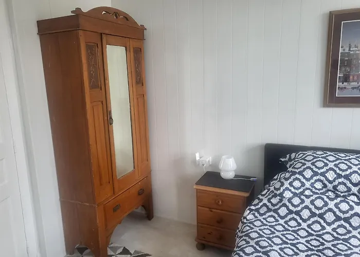 Number 17 B&B